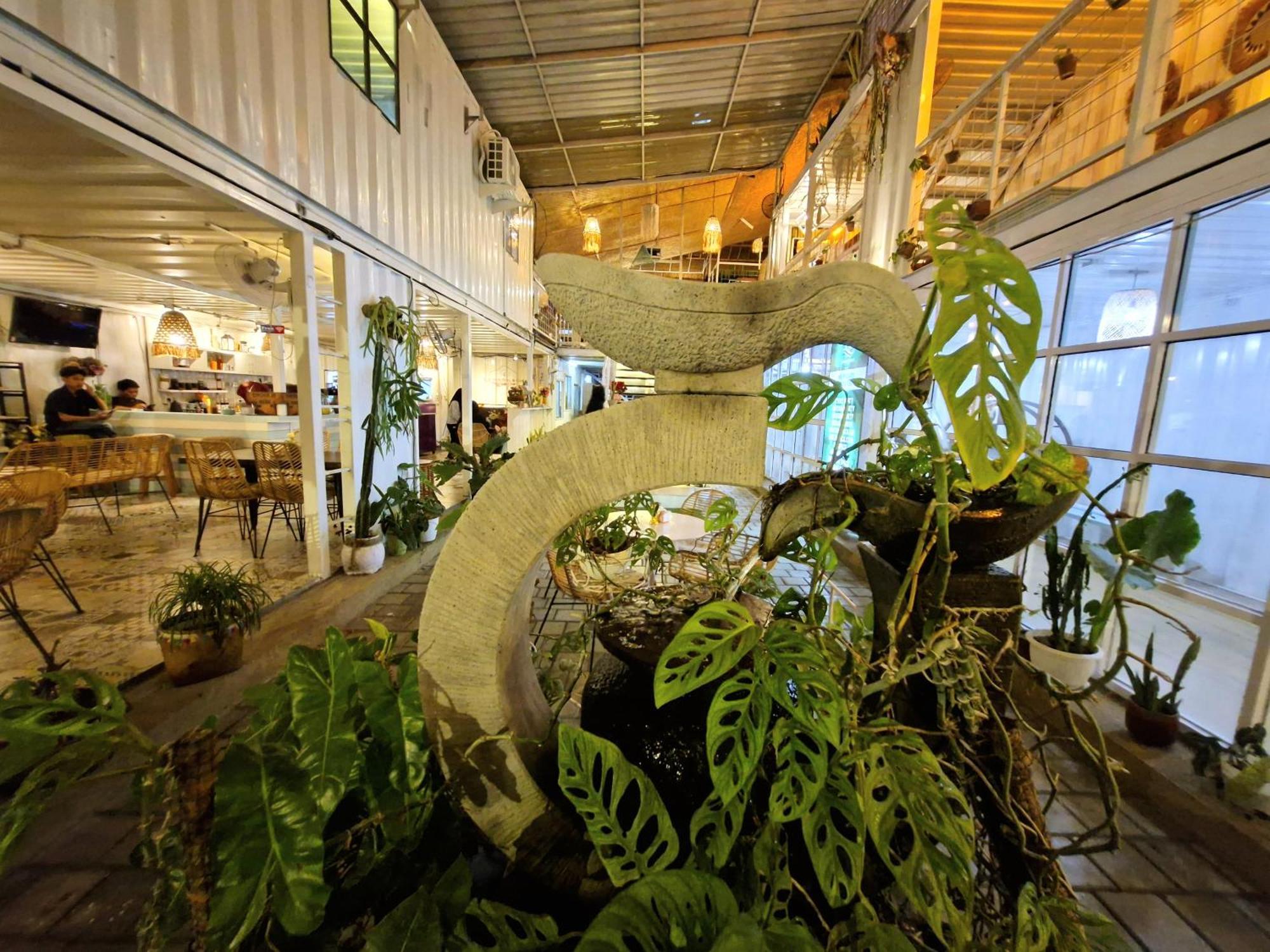 Karcof Container Hostel Senggigi Exteriér fotografie